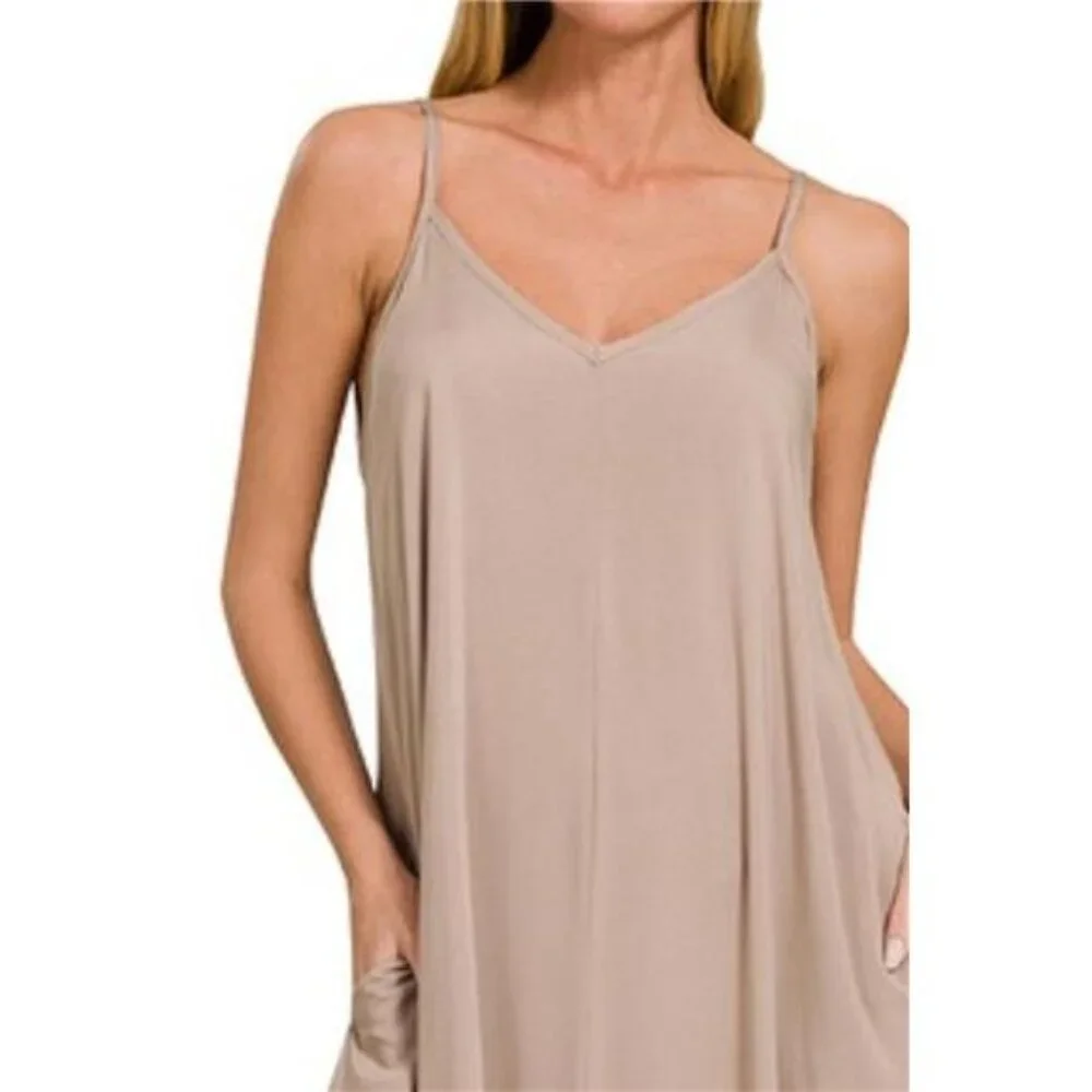 Zenana‎ Woven Arc Hem Cami Dress With Flowy Pockets